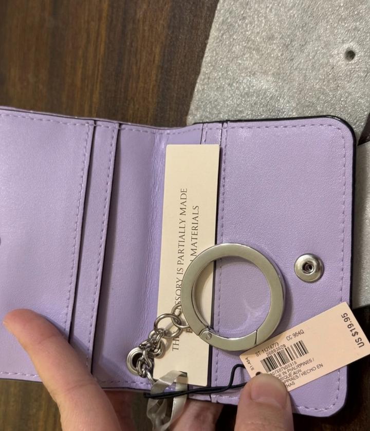 Кошелек Victoria's Secret с кольцом для ключей