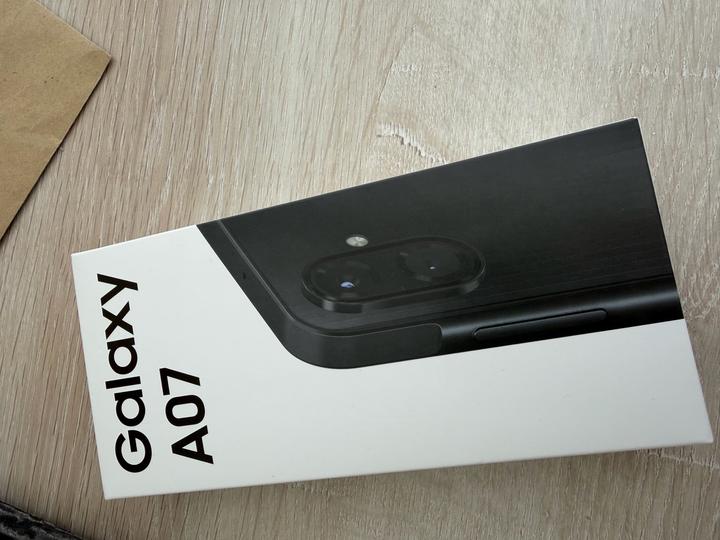 Телефон Samsung a07 новый стоит намного дороже