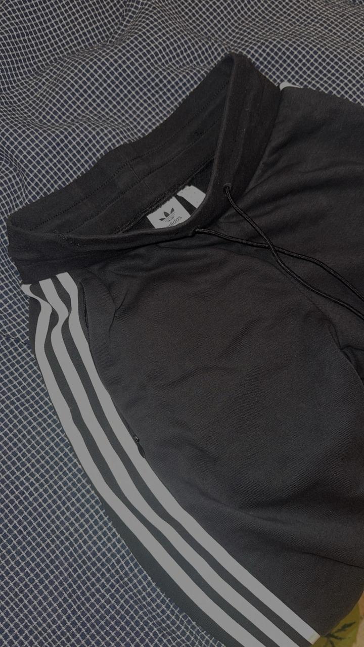 Спортивные брюки adidas