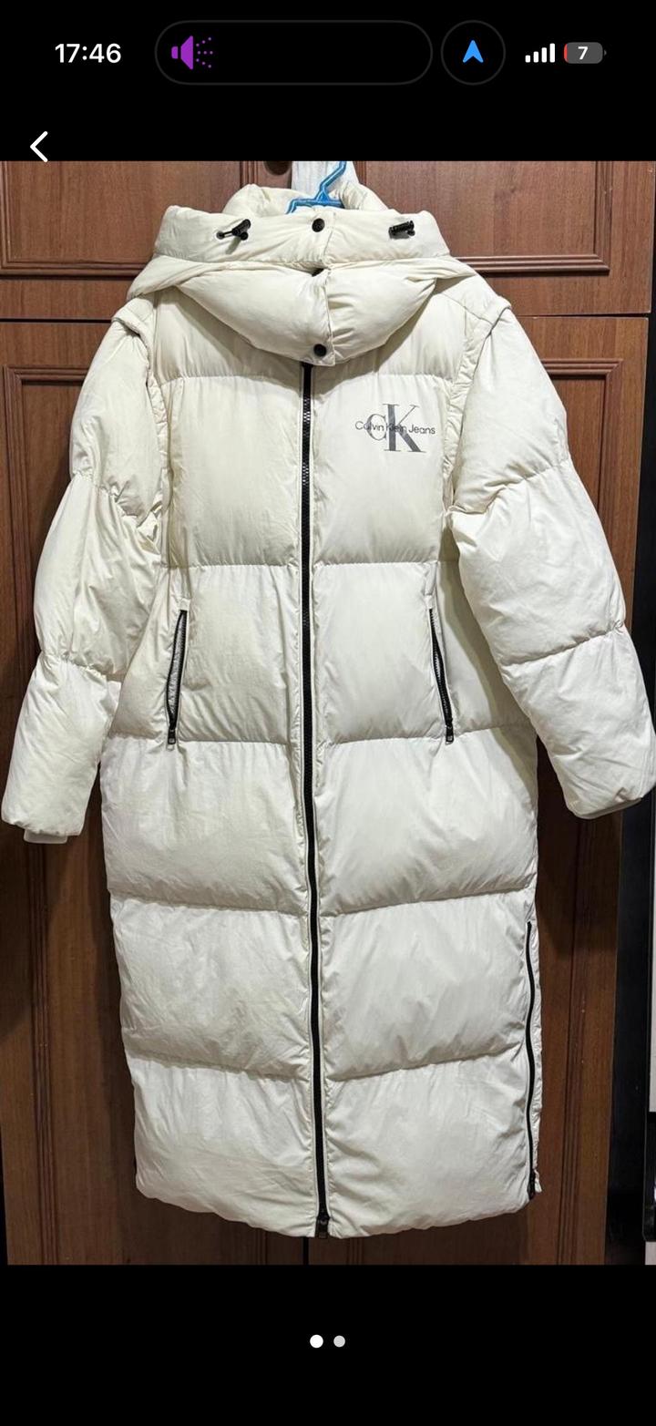 Пуховик куртка  Calvin Klein размер XS