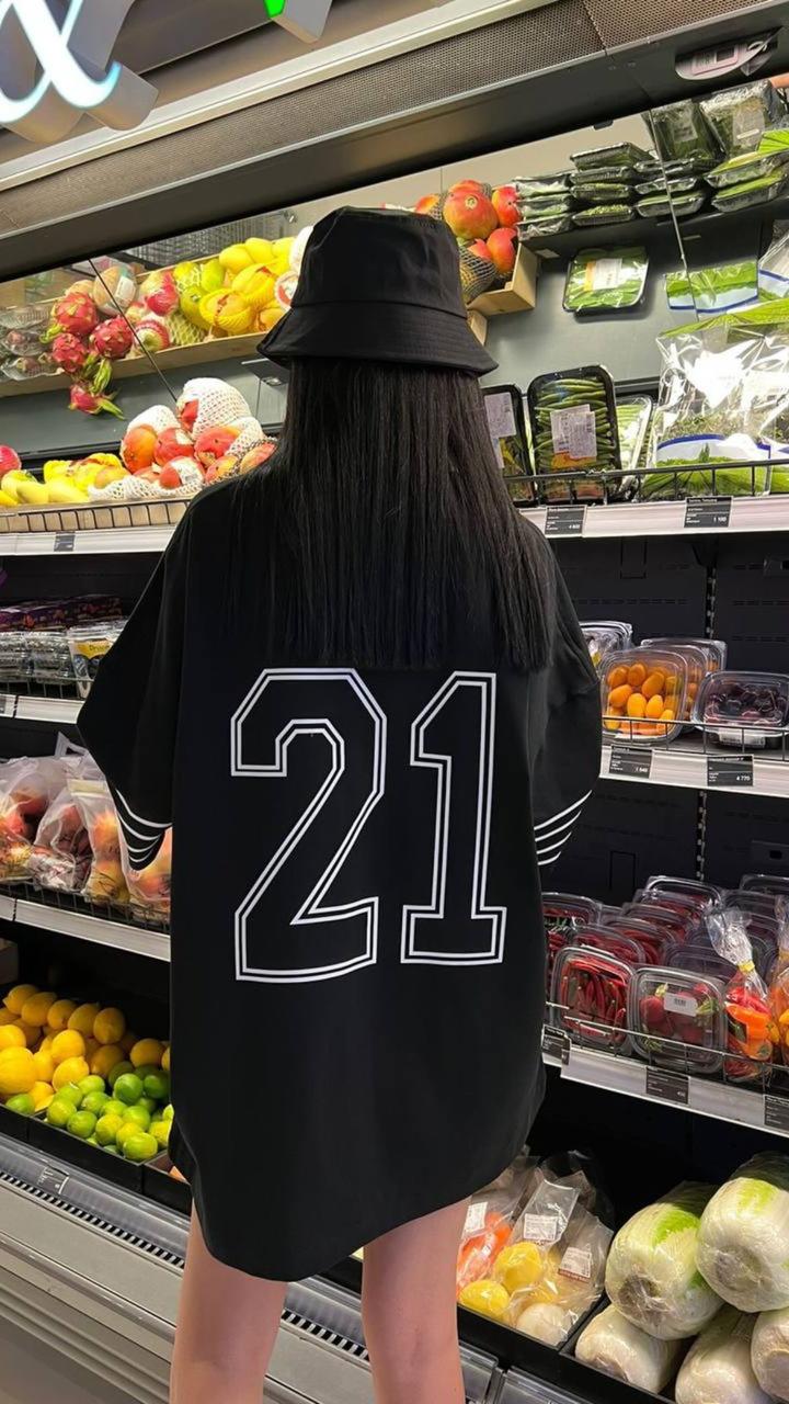 Футболка оверсайз BLACKY