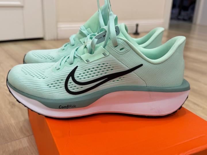Кроссовки Nike Quest 6