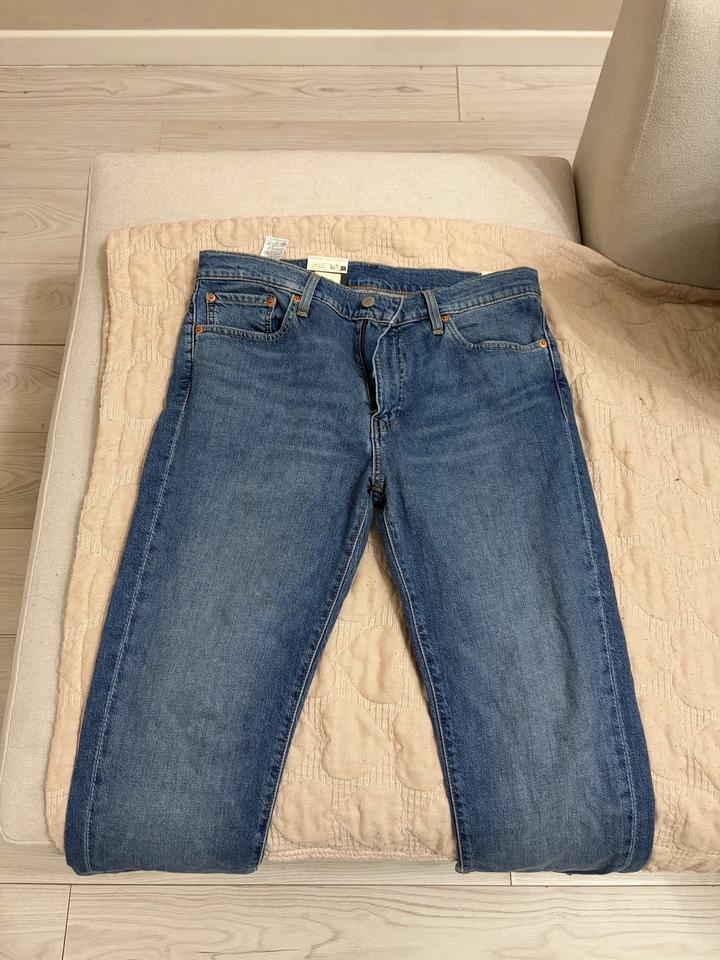 Джинсы Levi's 511 Slim