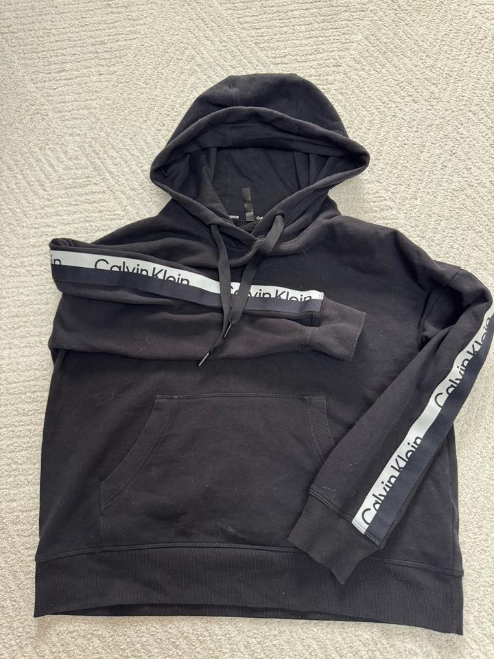 Худи Calvin Klein