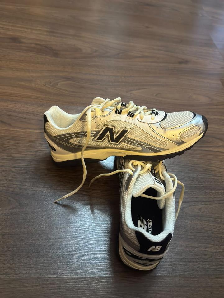 Кроссовки New Balance 204L