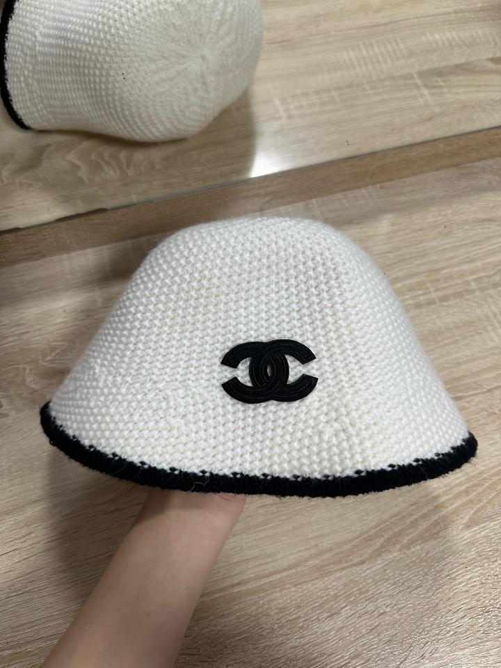 Chanel Вязаная панама
