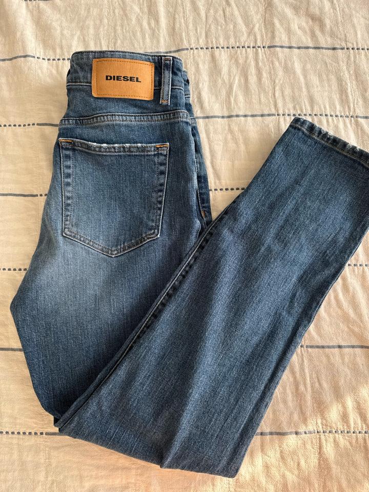 Джинсы Diesel D-Eiselle
