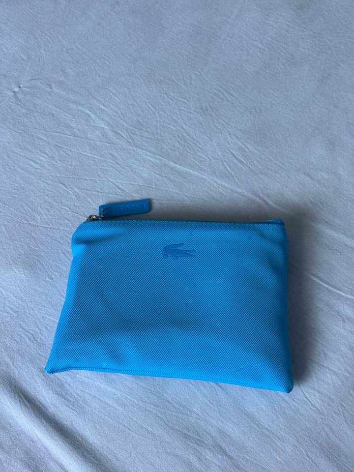 Косметичка Lacoste