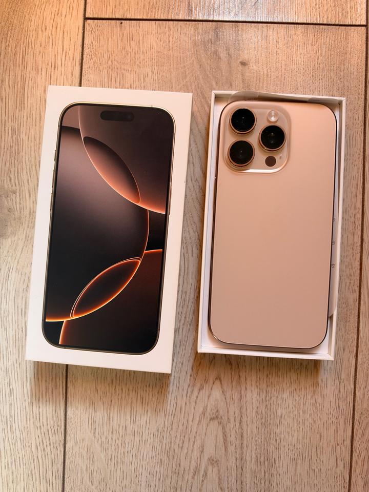 Смартфон Apple iPhone 16 Pro на 256Gb