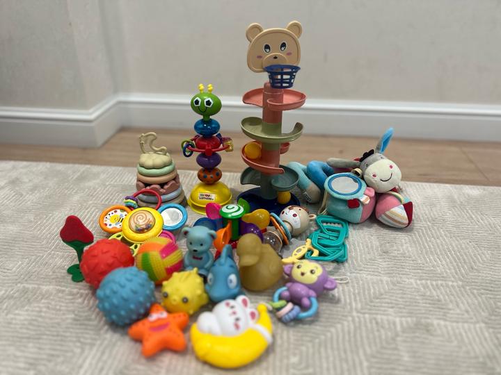 Lamaze Набор игрушек для малышей от 3 мес до 1 года
