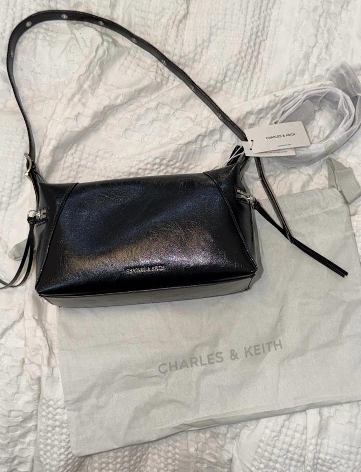 Сумка CHARLES & KEITH