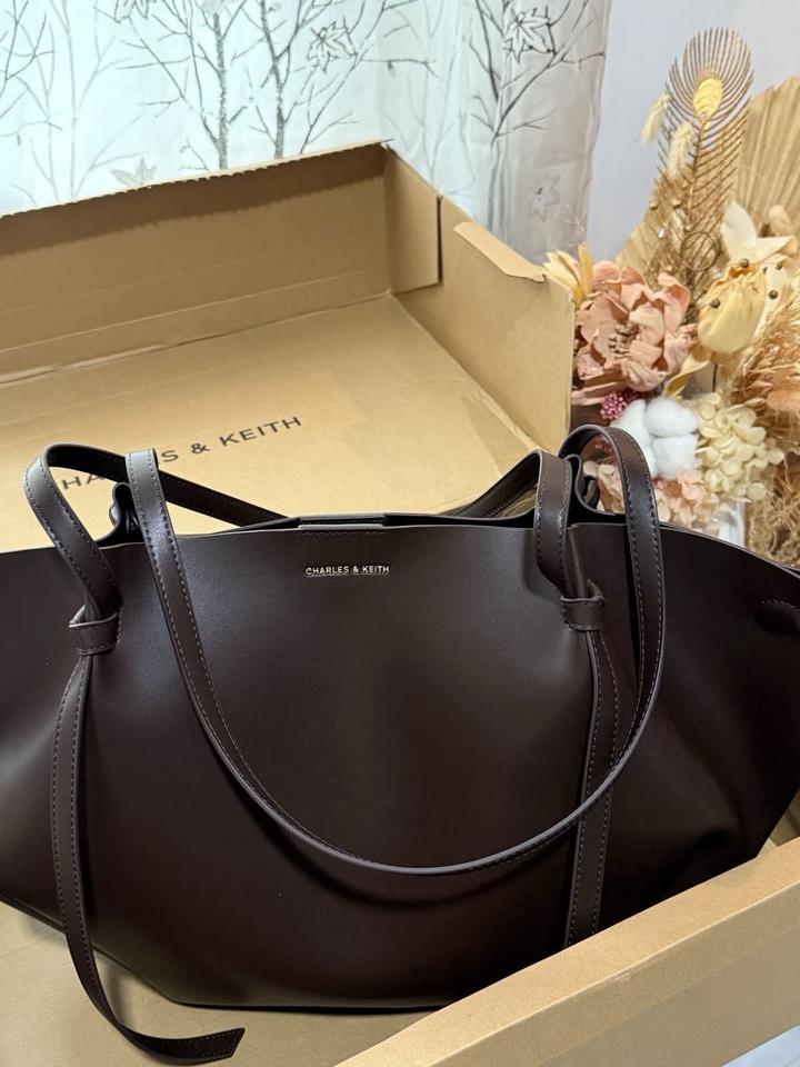 Сумка Charles & Keith