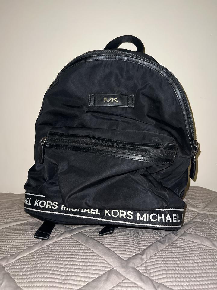 Рюкзак Michael Kors