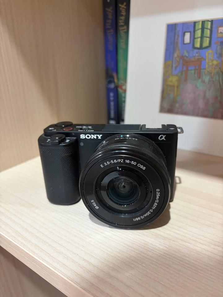 камера Sony ZV-E10