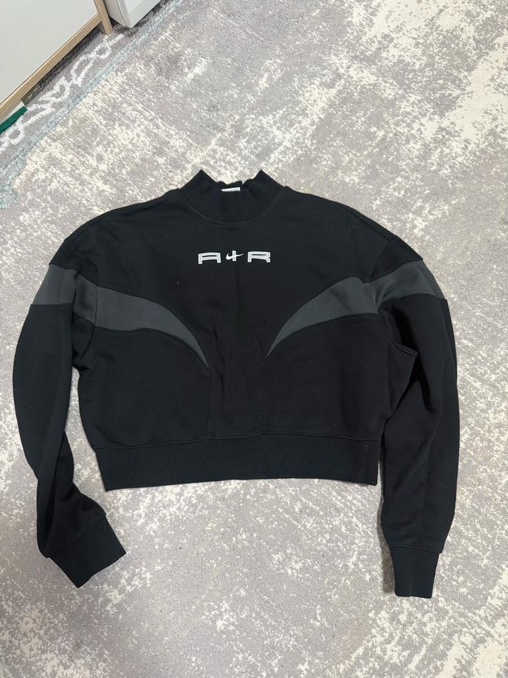 Укороченный свитшот Nike