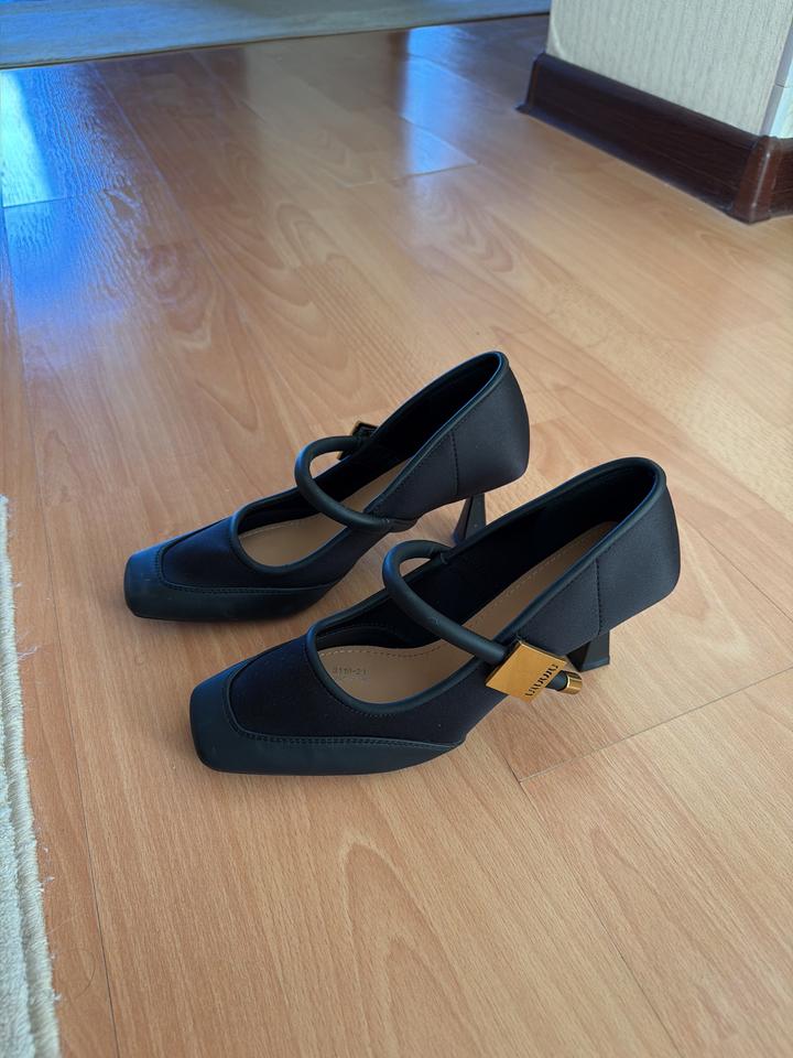 Туфли MIU MIU