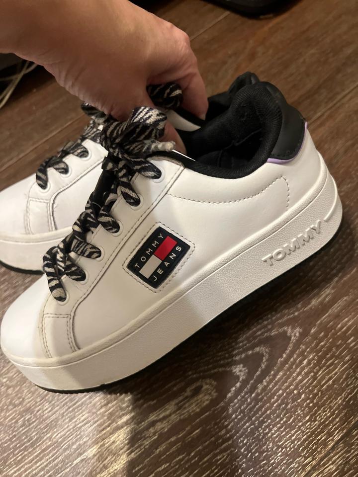 Кеды Tommy Hilfiger на платформе