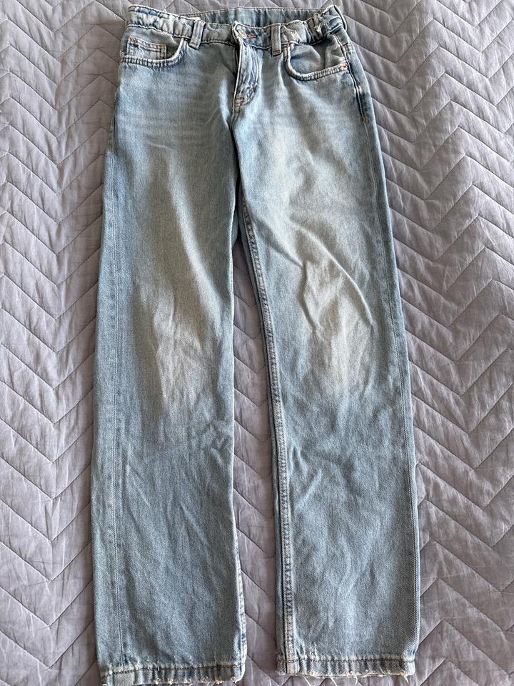 Джинсы ZARA