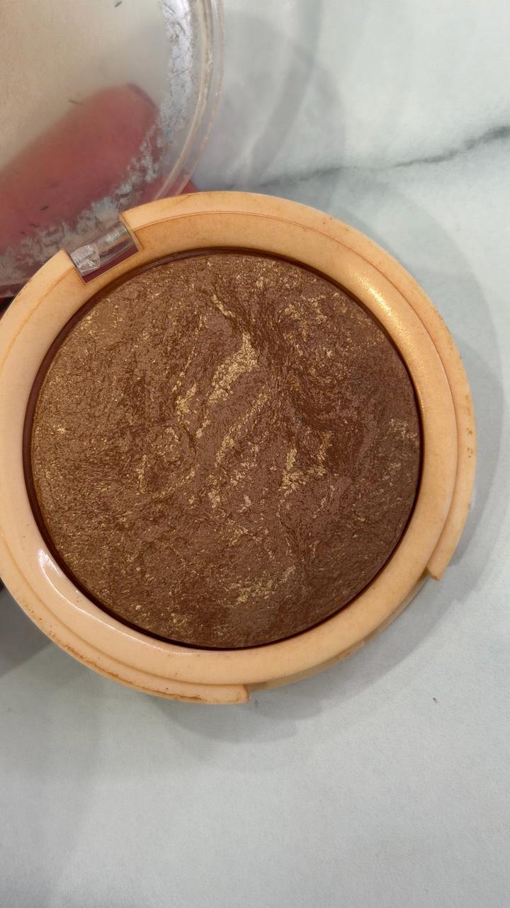 Бронзер Revolution Bronzer Reloaded