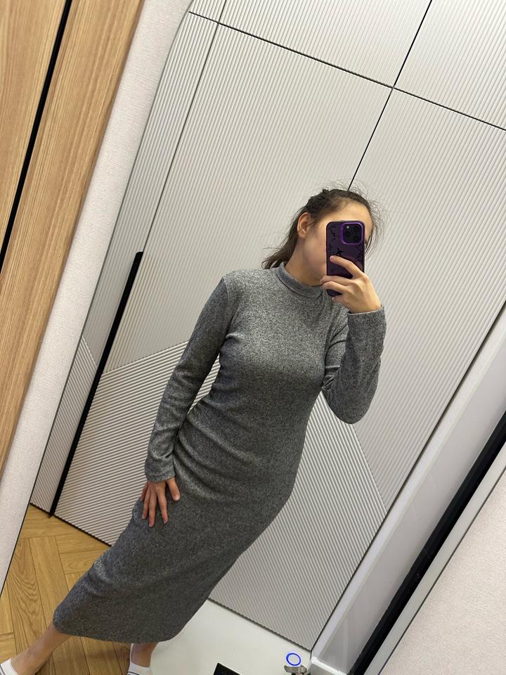 Zara Трикотажное платье миди с горловиной-стойкой