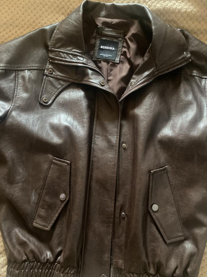 Куртка Bershka