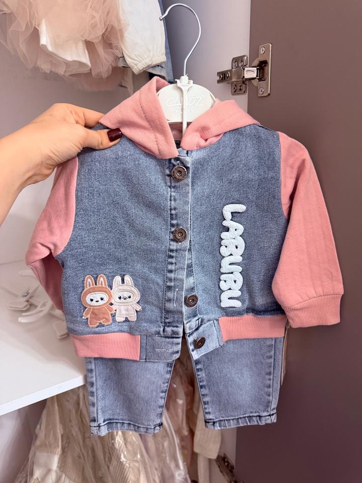 Детский джинсовый костюм с капюшоном