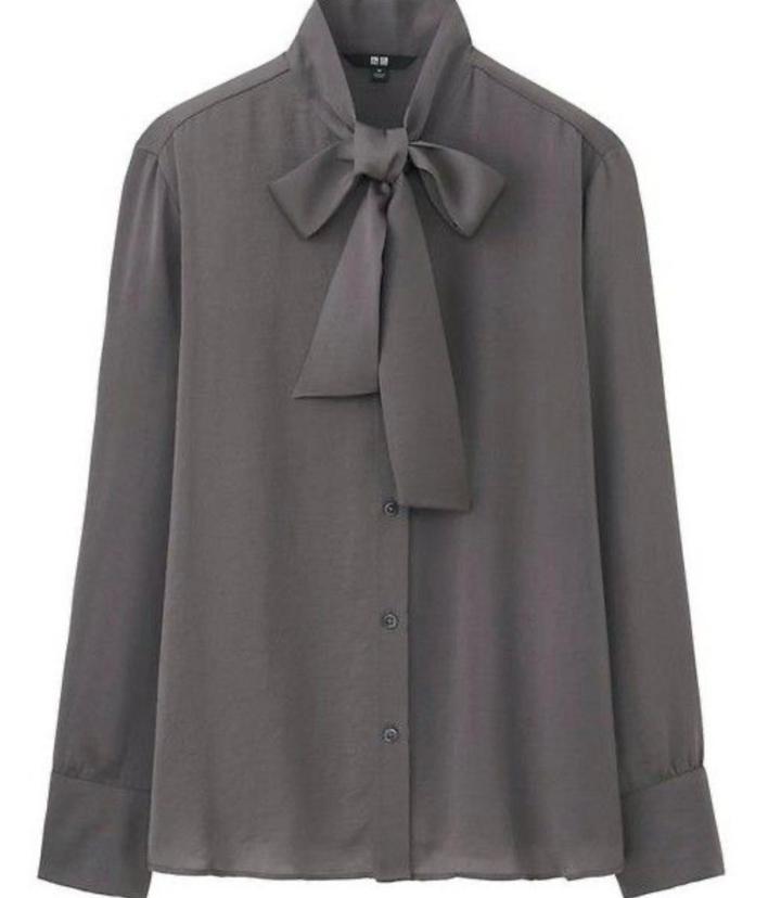 Блузка Uniqlo с бантом