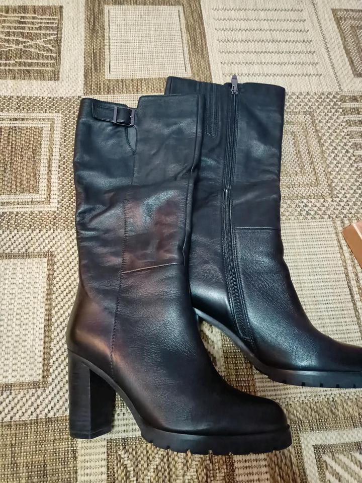 sopeia Продам зимние сапоги