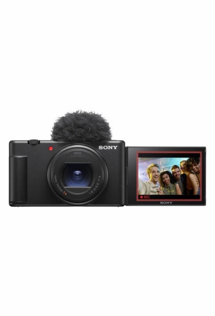 Совершенно новая камера Sony zv-1