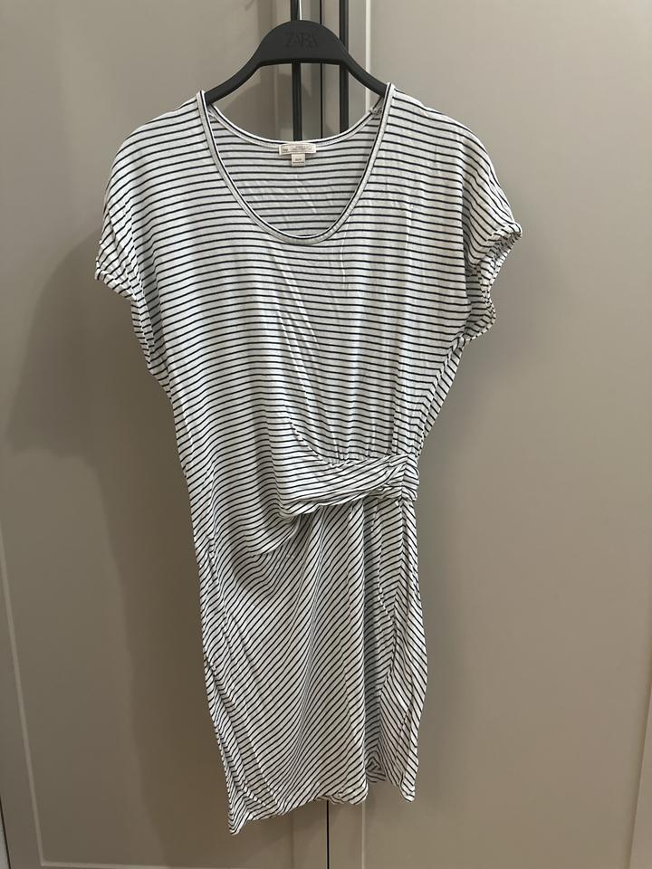 Платье Gap в полоску