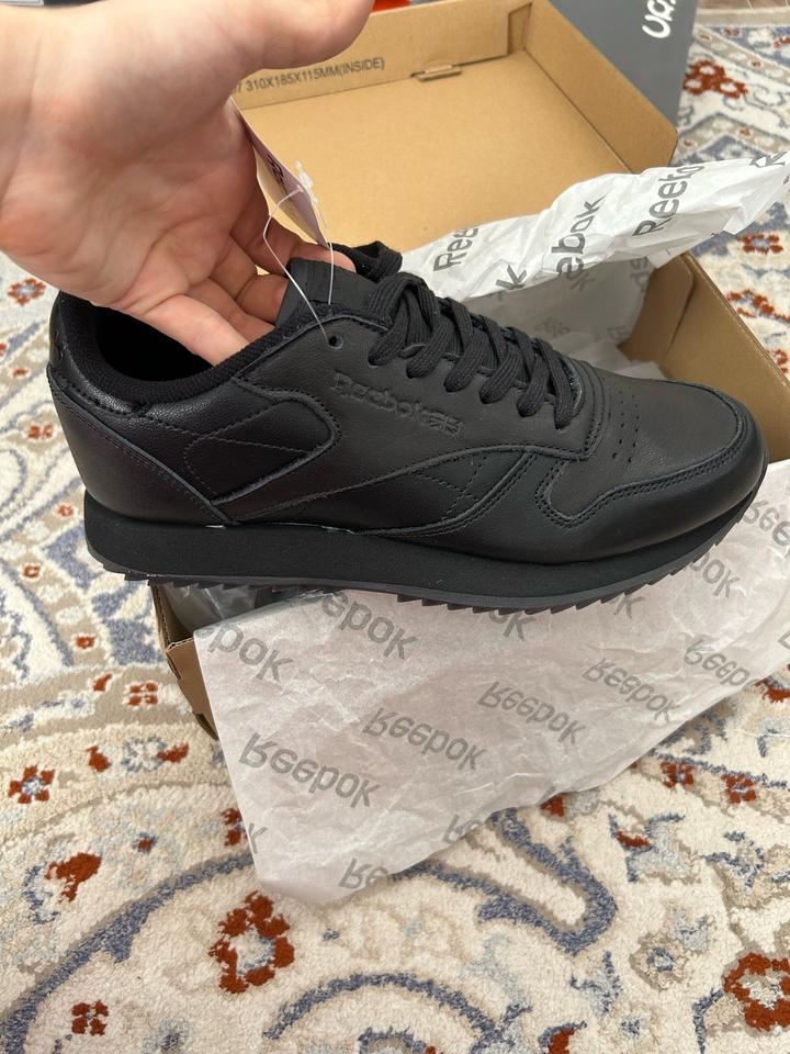 Кроссовки Reebok