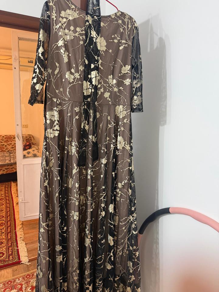 Fashion Длинное вечернее платье с цветочным узором