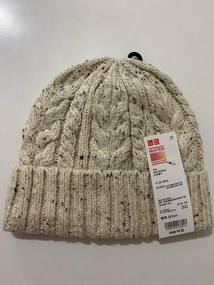 Uniqlo вязаная шапка бини с косами
