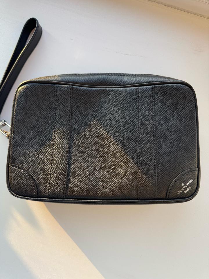 Клатч Louis Vuitton