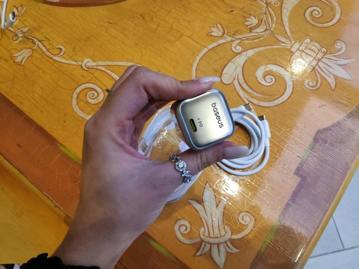 Apple Зарядка для Айфон быстрая PD Baseus пол титан