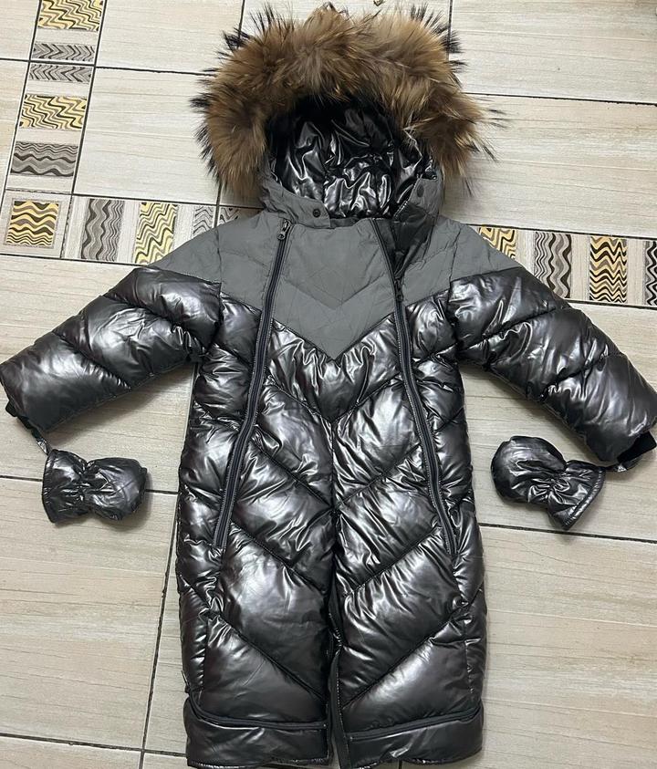 Зимний комбинезон Moncler