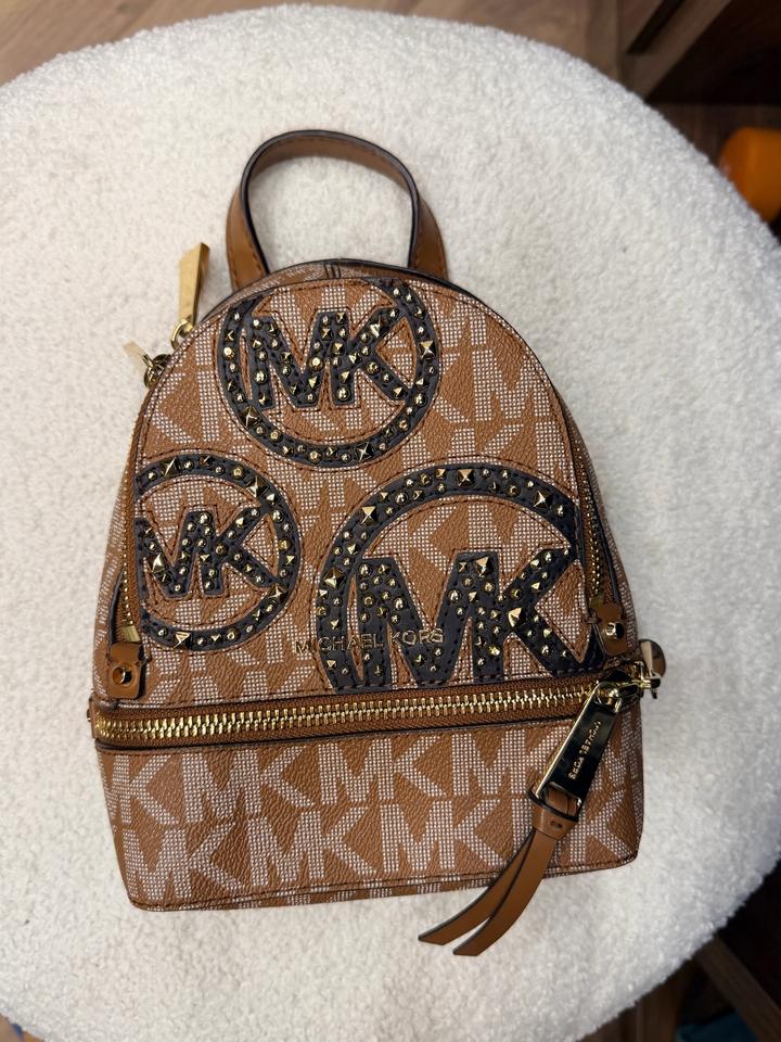 Рюкзак Michael Kors