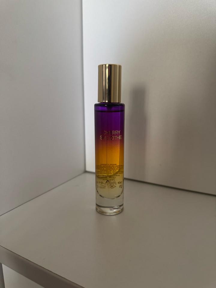 Zara Парфюмерная вода Cherry Smoothie