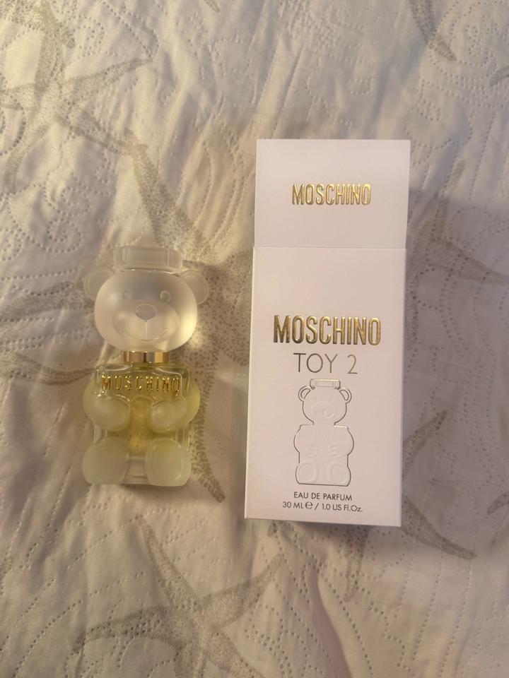 Парфюмерная вода Moschino Toy 2
