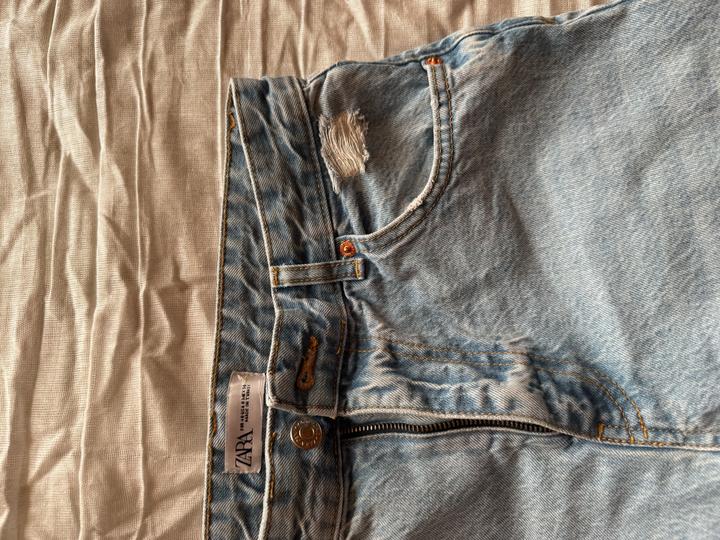 Джинсы ZARA