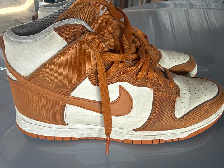 Кроссовки Nike