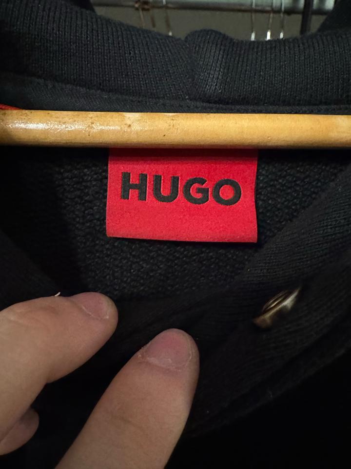 Худи HUGO