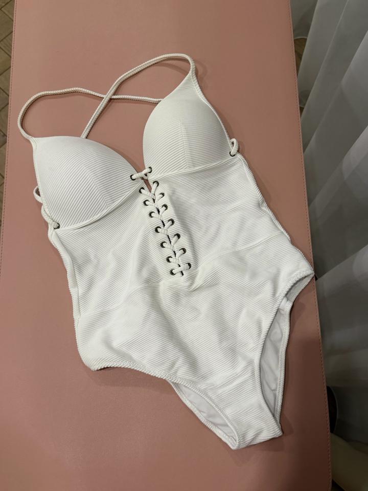 купальник со шнуровкой Calzedonia