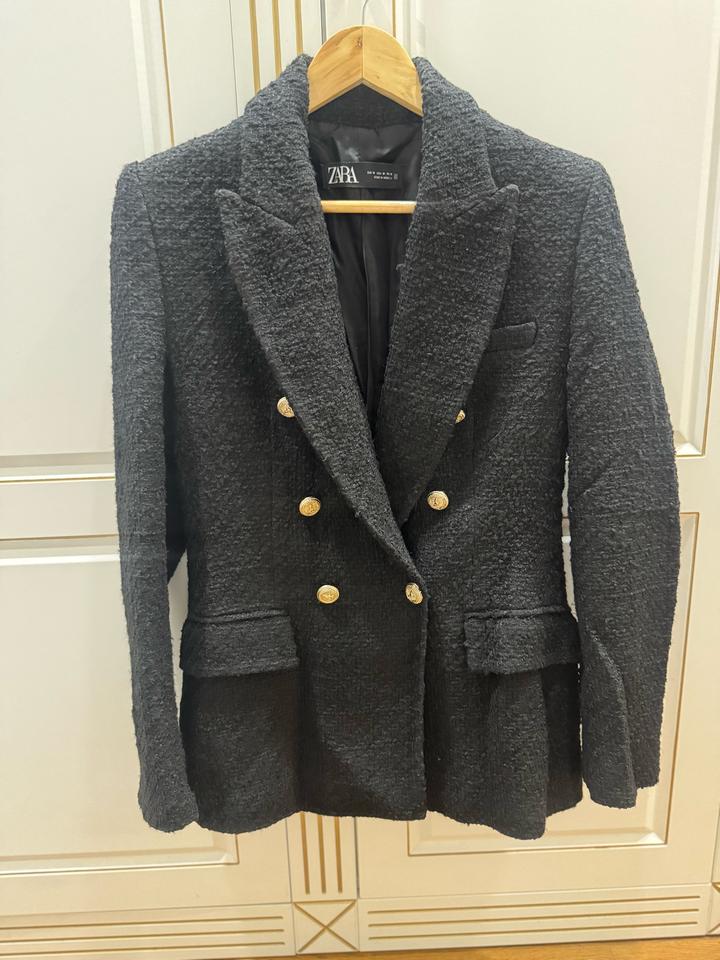 Пальто Zara двубортное букле,
