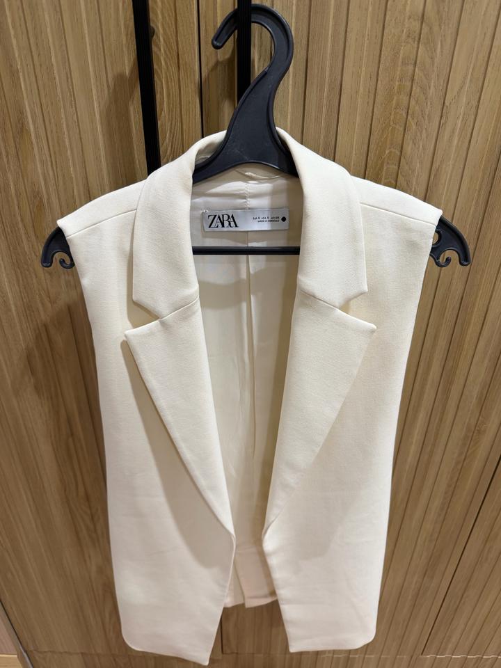 Жилет ZARA