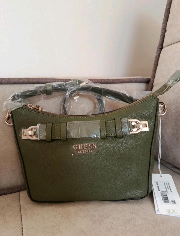 Сумка Guess