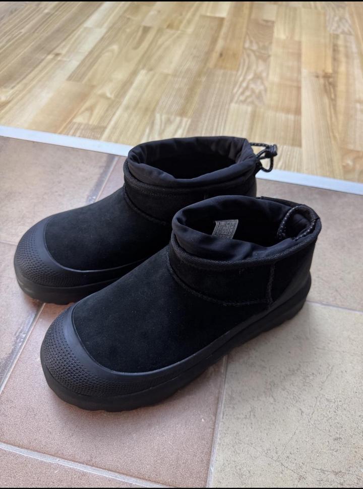 ботинки UGG
