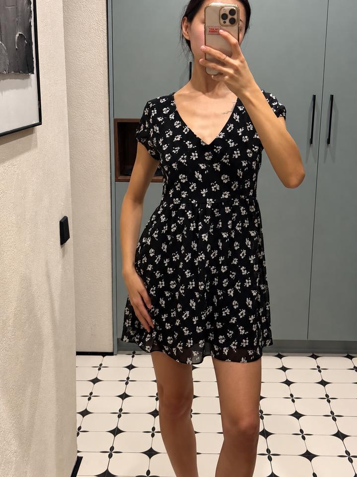 Платье Forever 21