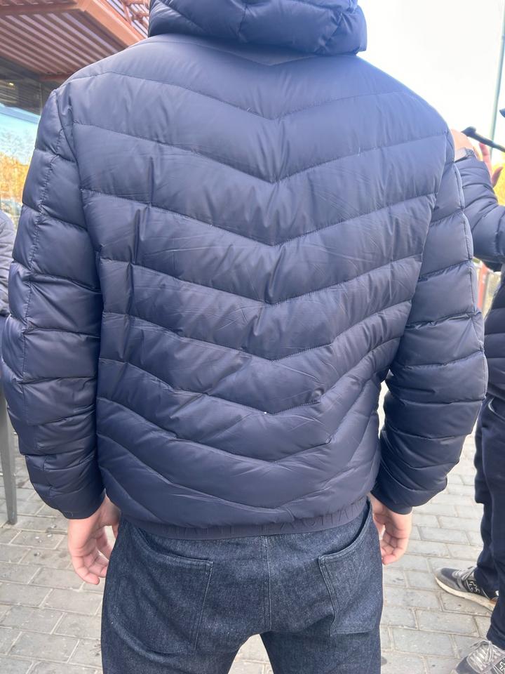 Пуховик Armani Exchange мужской синий