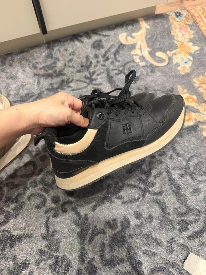Кроссовки Tommy Hilfiger